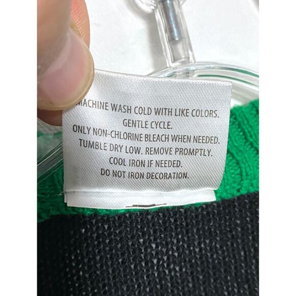 Home Alone Kevin Face Merry Christmas Ya Filthy Animal Black Sweater Mens Small - Picture 5 of 5